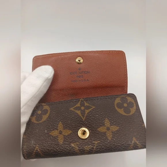 🏷 Louis Vuitton Monogram Key Holder - Picture 4 of 5